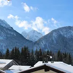ベッド・アンド・ブレックファスト Alpenmotel Saeuling 3*