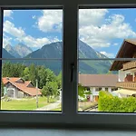 Bed & Breakfast Alpenmotel Saeuling