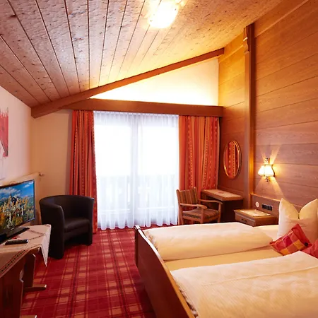 Alpenmotel Saeuling 3* بينسوانغ