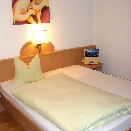 Bed & Breakfast Alpenmotel Saeuling 3*
