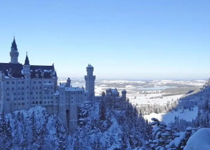 Alojamento de Acomodação e Pequeno-almoço Alpenmotel Saeuling 3*
