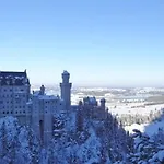 Bed and breakfast Alpenmotel Saeuling 3*