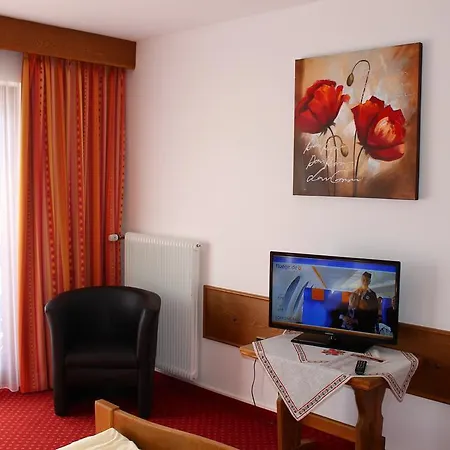 Alpenmotel Saeuling Bed and breakfast Pinswang
