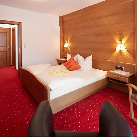 Alpenmotel Säuling 3*