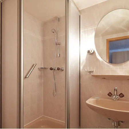 Alpenmotel Saeuling Bed & Breakfast 3*